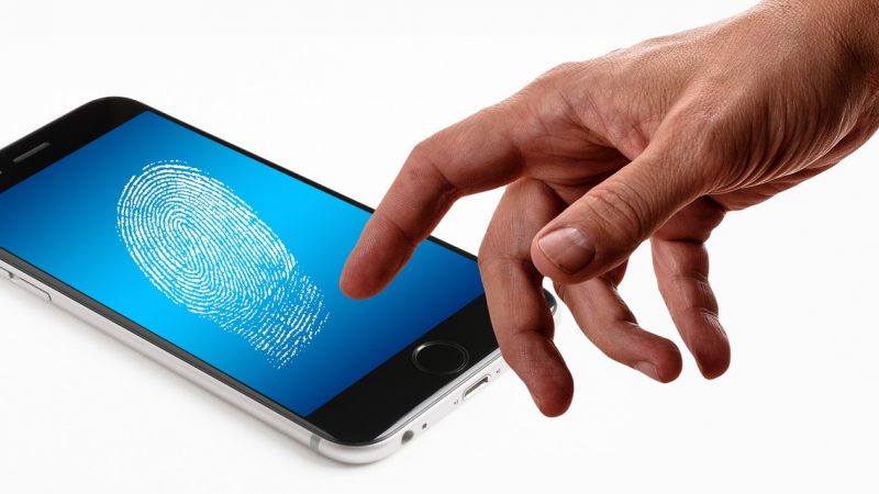 Conditionner une société entière : l’essor de la technologie des données biométriques