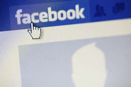 Comment changer la police de caractères dans Facebook ?