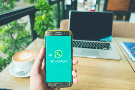Comment obtenir un numéro virtuel pour WhatsApp