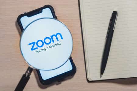 Comment simuler des difficultés techniques sur Zoom