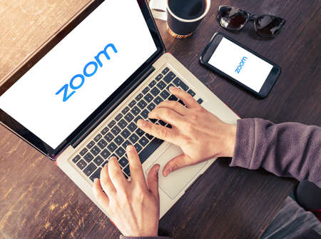Comment utiliser les salles de réunion Zoom