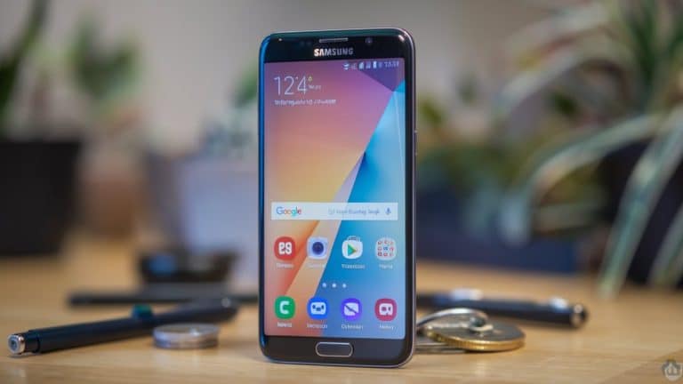 Téléphone Samsung en gros plan